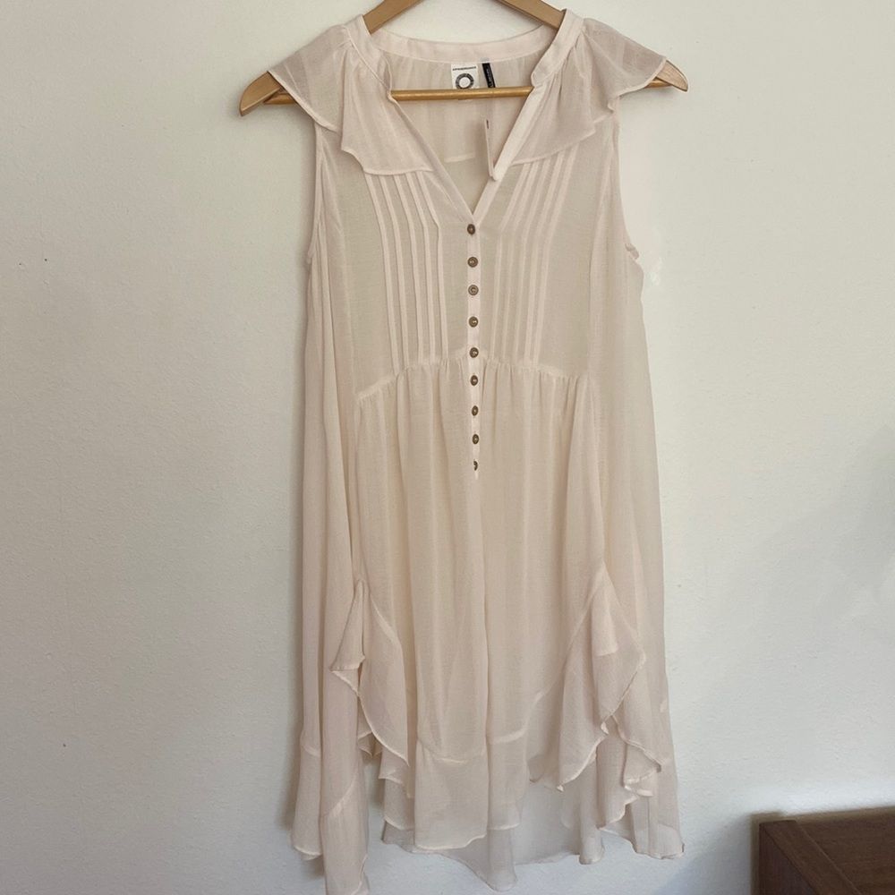 Akemi and Kin Anthropologie NWT sheer Sz XS dress with ruffles at bottom and top